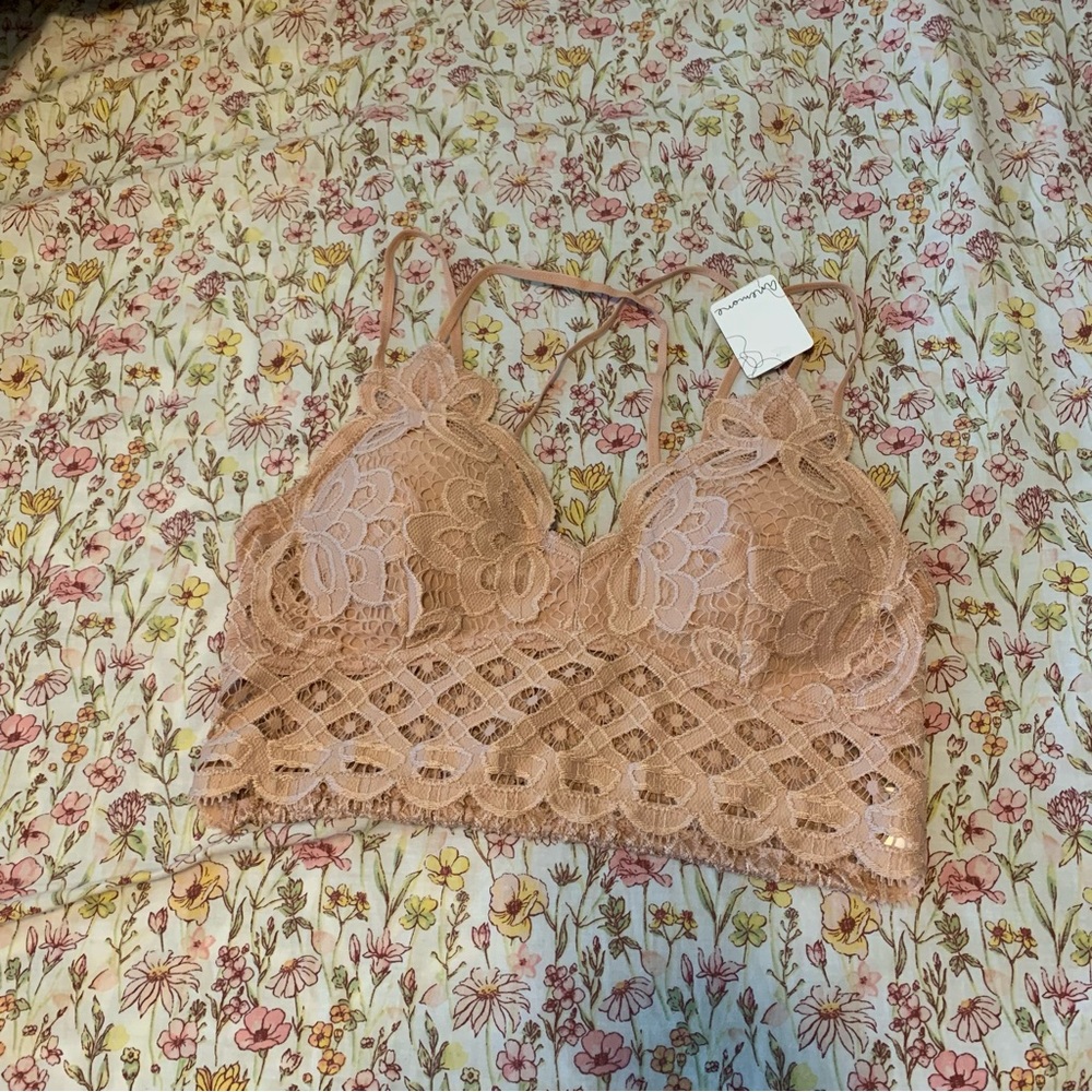 Anemone crochet Lace Bralette in Soft Peach blush L